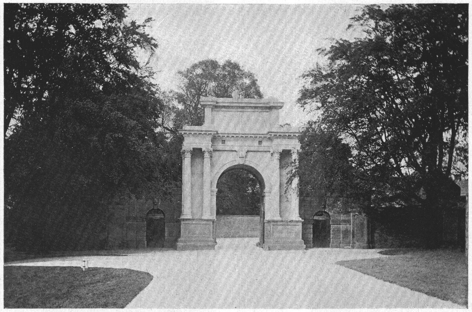Triumphal Arch, Woodstock Entrance — Blenheim