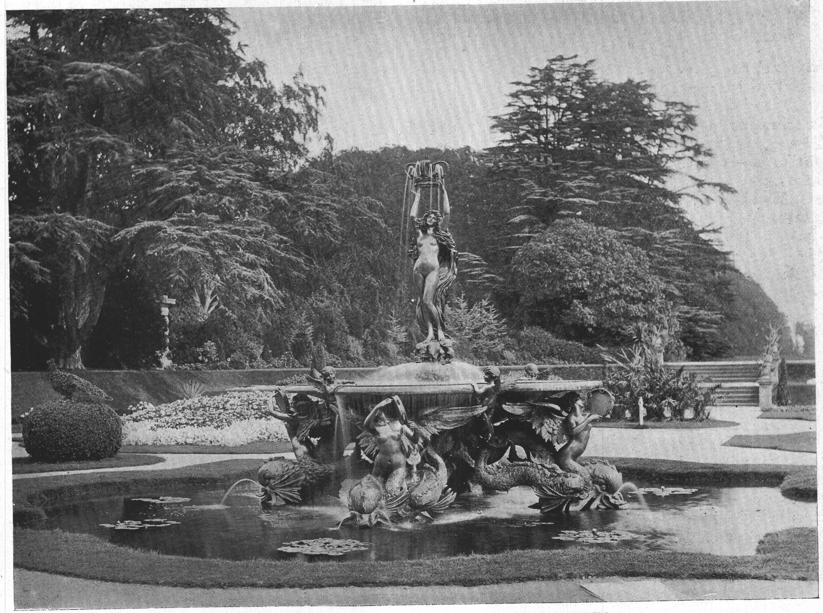A Fountain in the Italian Garden — Blenheim